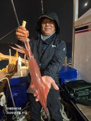 [진해한바다호] 왕한치 쭉~! 뽑아올릴때의 짜릿한손맛~! 오늘도 손맛 보시며 즐기고왔습니다^0^ 사진