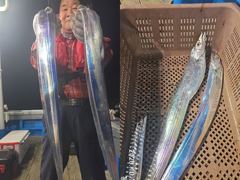 [[ 통영 항진피싱 ]] 휴~ 고맙다 갈치들아 이제 한숨돌린다~~ 밤~새 잘물어주니 얼마나 좋습니까!!! [[ 오늘+토요일 자리여유 ]]